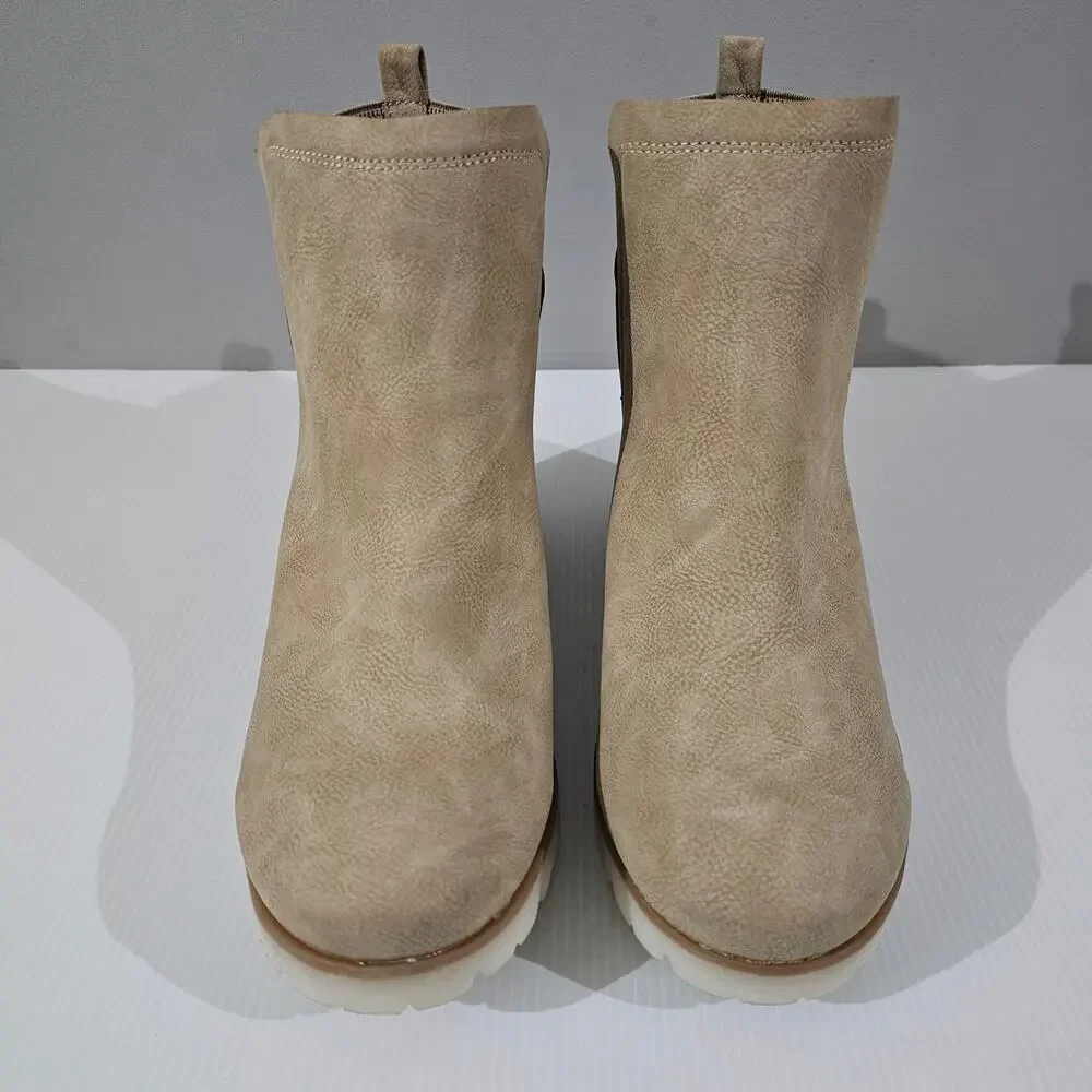 Korks By Kork Ease Elsie Ankle Boot Womens 11 Light Tan Chunky Heel Chelsea NEW